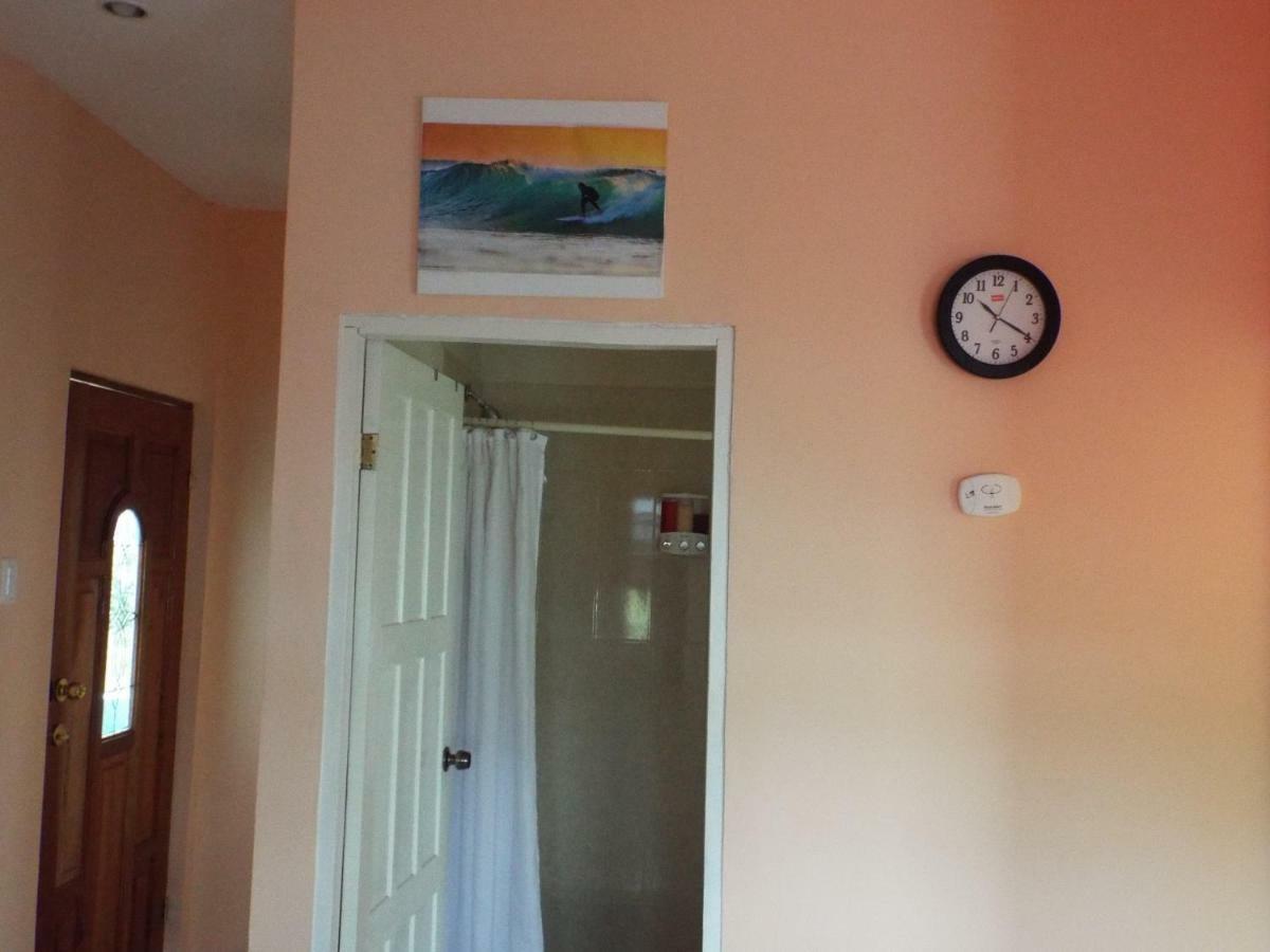 Lake View Condo Belize City Ngoại thất bức ảnh